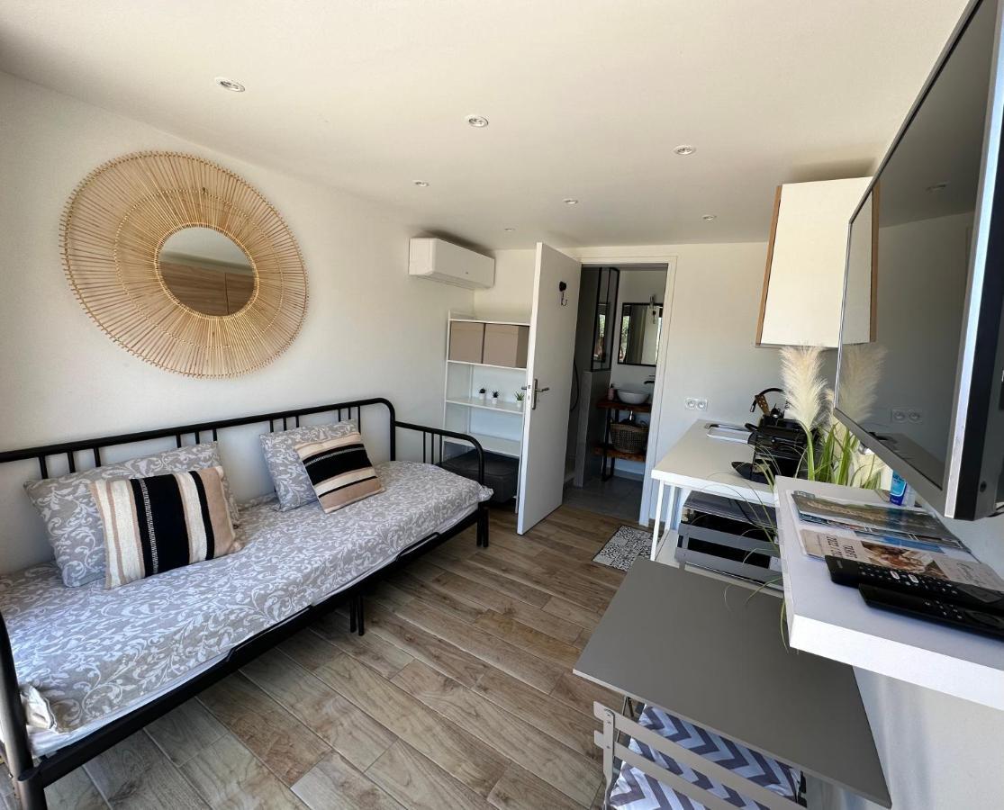 Studio Collobrieres Vue Sur Village 외부 사진